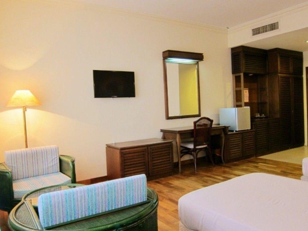 เกมัส กอล์ฟ รีสอร์ต Hotel Gemas ภายนอก รูปภาพ