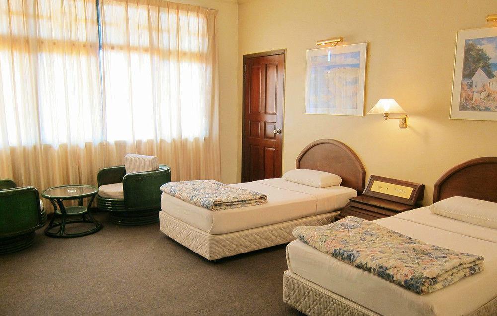 เกมัส กอล์ฟ รีสอร์ต Hotel Gemas ภายนอก รูปภาพ