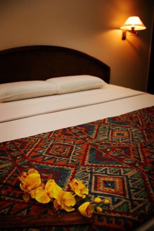 เกมัส กอล์ฟ รีสอร์ต Hotel Gemas ภายนอก รูปภาพ